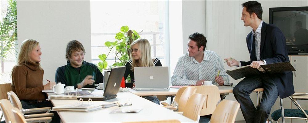 Hotel Conti Duisburg - Partner Of Sorat Hotels Экстерьер фото