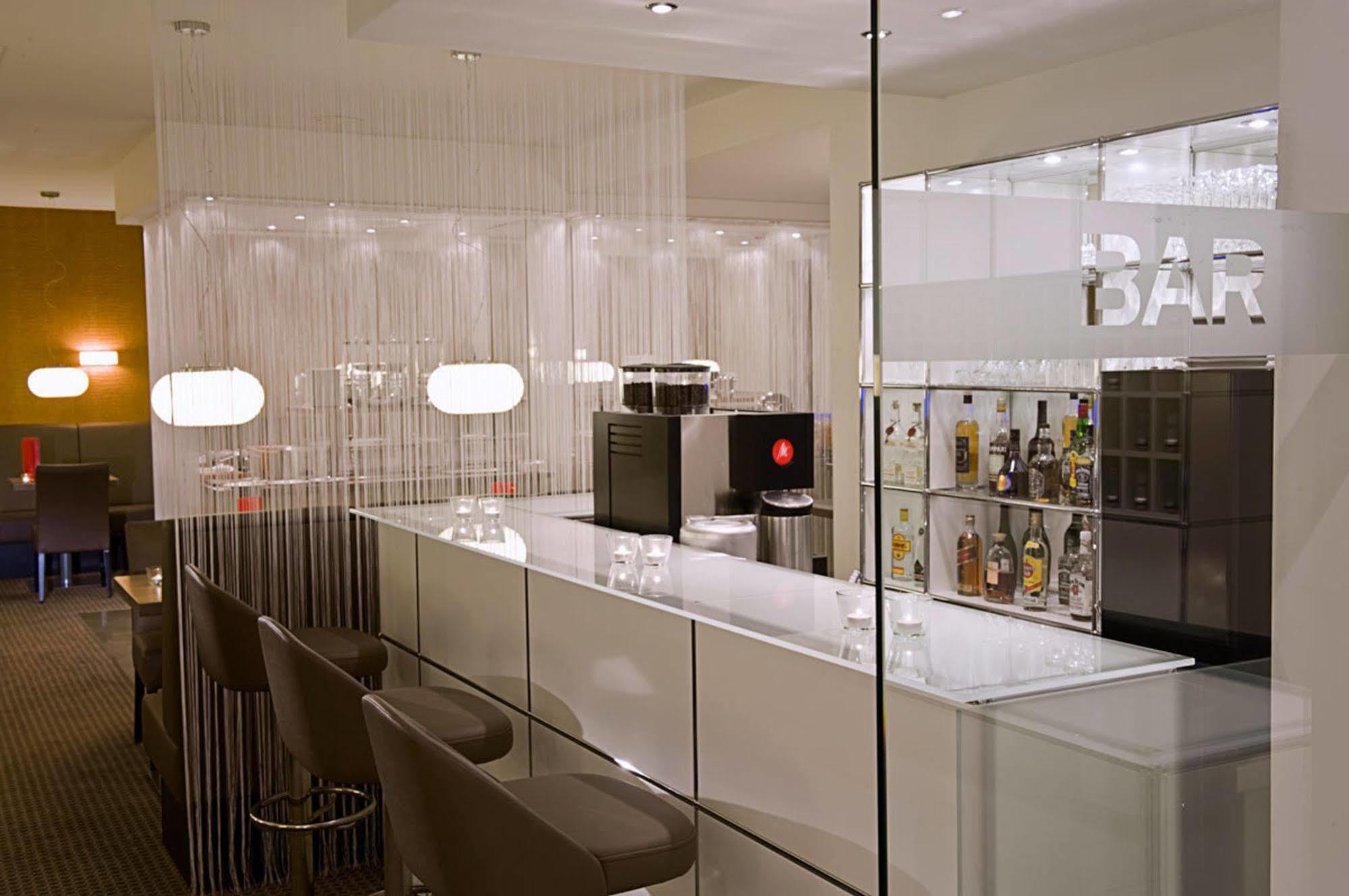 Hotel Conti Duisburg - Partner Of Sorat Hotels Ресторан фото