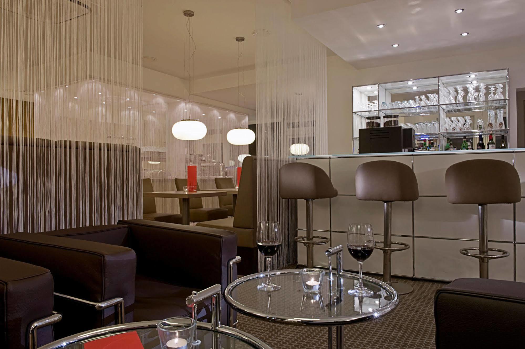 Hotel Conti Duisburg - Partner Of Sorat Hotels Ресторан фото